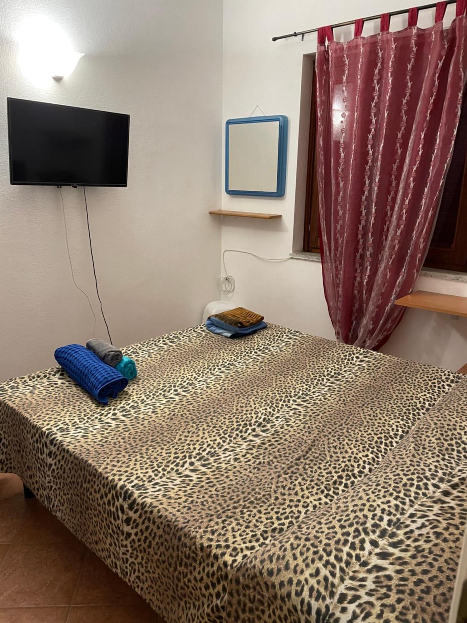 Airport25Minwalk-Bigpoolopentill15Septemberlive-Late-Checkin-Free-From 7-Till9Pm-After 9Pm Extracharge-Topay-Included-Economic-Shuttle-Late Check Out-Assistance To-Rentcar&Save Money During Journey 5Minbywalktoccenter2Mbywalktotouristicport5Minbywalk オルビア エクステリア 写真